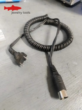  El cable para la pieza de mano del micromotor