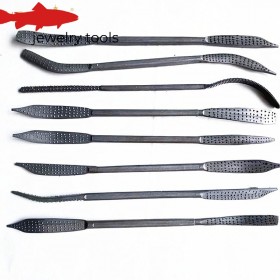  Ensemble de 8 limes de formes différentes